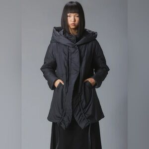 UNIF Women's Black Futuristic Puffer Jacket